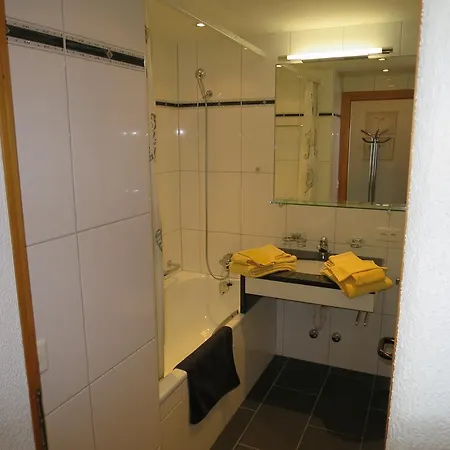 Apartment Galerie Obersee 4c *